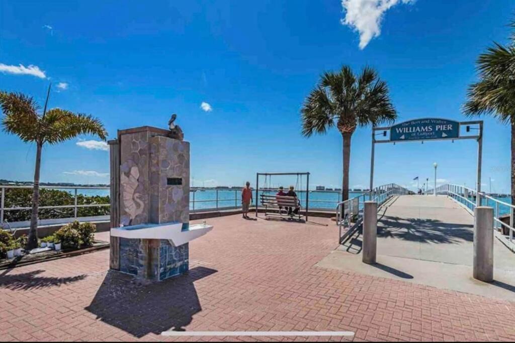 In The Center Of Gulfport, Min Away From The Beach! St. Petersburg Exteriör bild